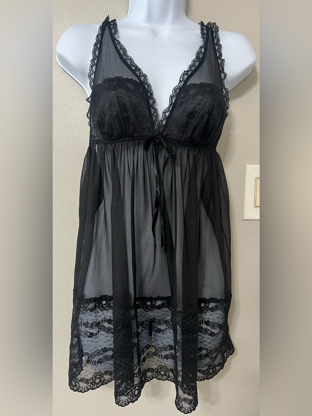 Victoria’s Secret 2011 Black Lace Sheer Babydoll Slip L Coquette Y2K